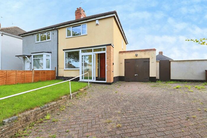 3 Bedroom Semi-Detached House For Sale In Elston Hall Lane, Bushbury, Wolverhampton, WV10