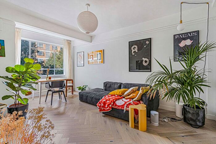 1 Bedroom Flat For Sale In Christchurch Road, London, SW2