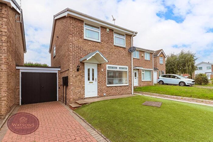 3 Bedroom Link Detached House For Sale In Wensleydale Close, Nottingham, NG8
