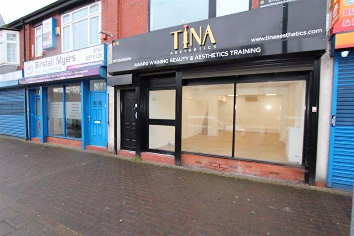 Detached House To Rent In Rochdale Road, Manchester, M9