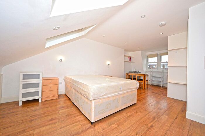 4 Bedroom Terraced House To Rent In Larnach Road, London, W6