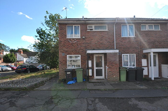 3 Bedroom Property To Rent In Winstanley Road, Wellingborough, NN8