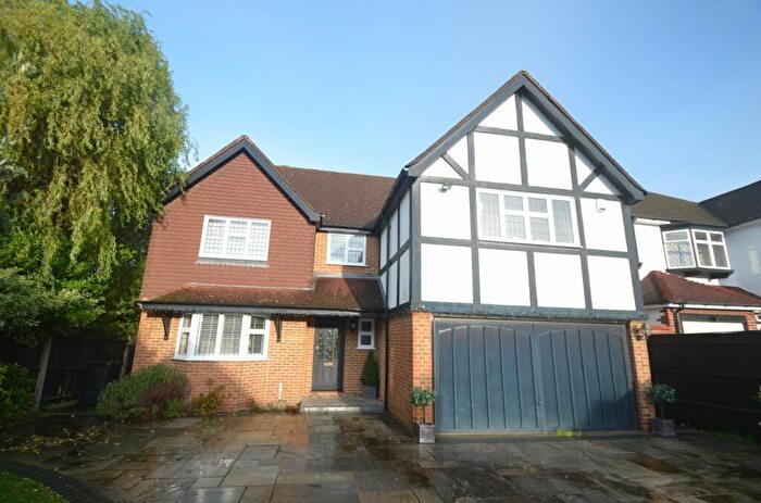 5 Bedroom Detached House To Rent In Brabourne Rise, Beckenham, BR3