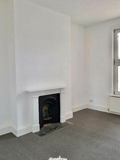 1 Bedroom Flat To Rent In Cornwallis Terrace, Hastings, TN34