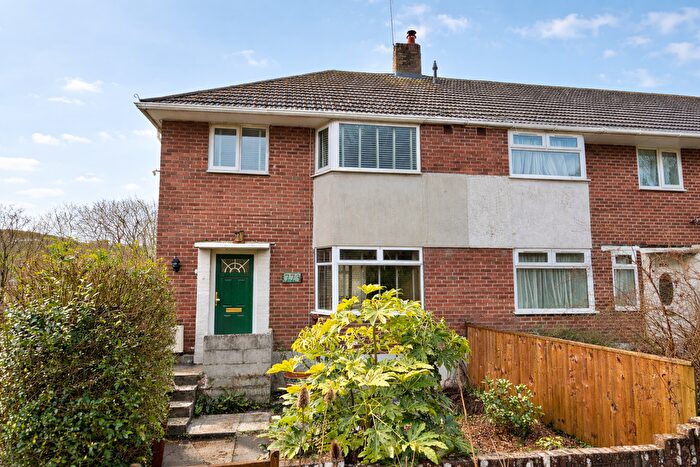 3 Bedroom End Terrace House For Sale In Wolseley Road, Plymouth, PL5