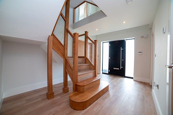 5 Bedroom Detached House For Sale In Owen Close, Swanwick, Alfreton, DE55