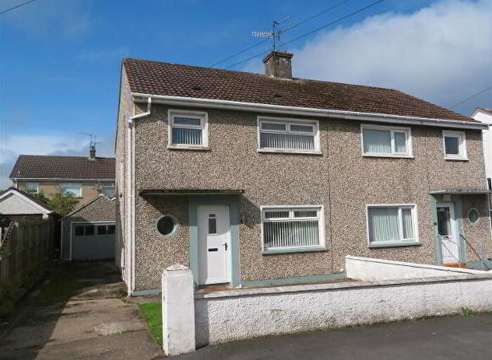 3 Bedroom Semi-Detached House For Sale In Glenview Drive, Lurgan, BT66