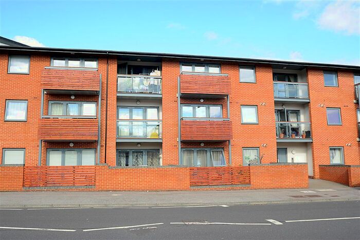 1 Bedroom Flat To Rent In Middleton Road, Carshalton SM5