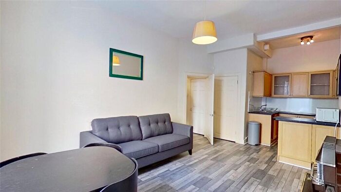 1 Bedroom Flat To Rent In Watson Crescent, Edinburgh, EH11