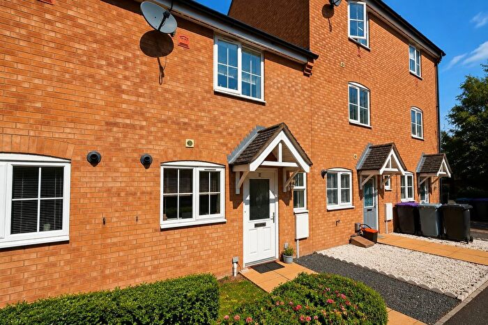 2 Bedroom Terraced House For Sale In Wingfield Court, Grantham, NG31