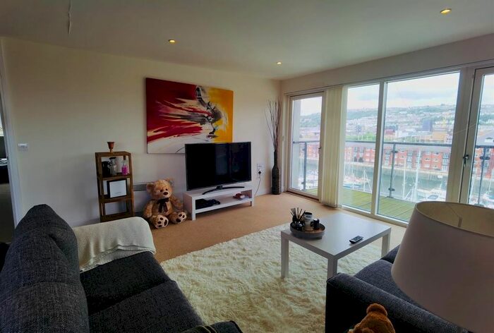 2 Bedroom Flat To Rent In Apartment, Meridian Wharf, Trawler Road, Maritime Quarter, Swansea, SA1