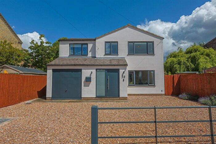 5 Bedroom Detached House For Sale In Cross Street, Spalding, PE11