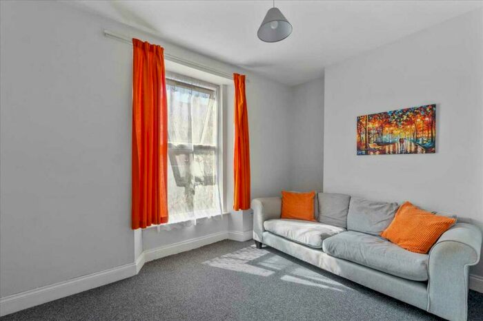 4 Bedroom Terraced House To Rent In Moor View Terrace, Plymouth, PL4