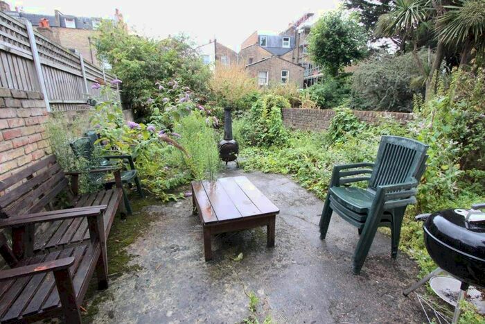 1 Bedroom Flat To Rent In Rectory Road, London, N16