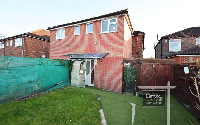2 Bedroom Flat To Rent In |Ref. |, Broadlands Road, Southampton, SO17
