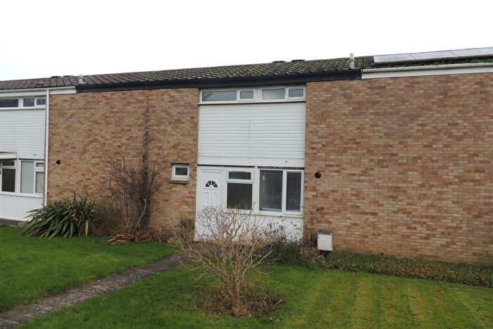 3 Bedroom House To Rent In The Grange, NN11