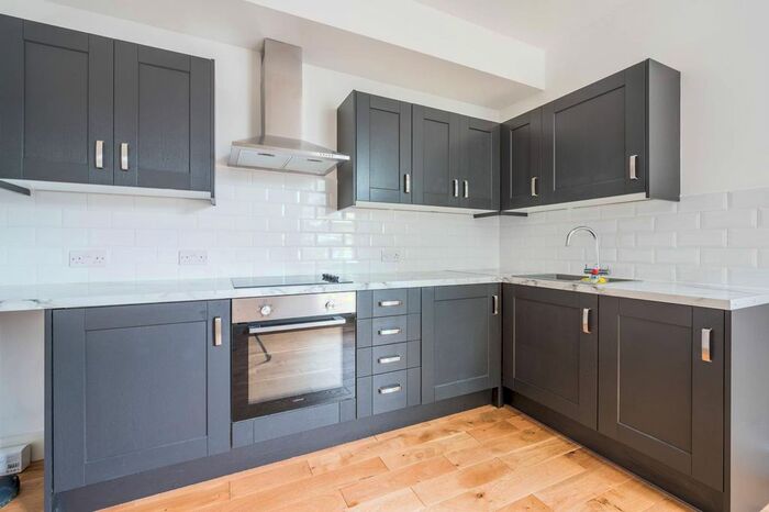 1 Bedroom Flat To Rent In Herne Hill, Herne Hill, London, SE24