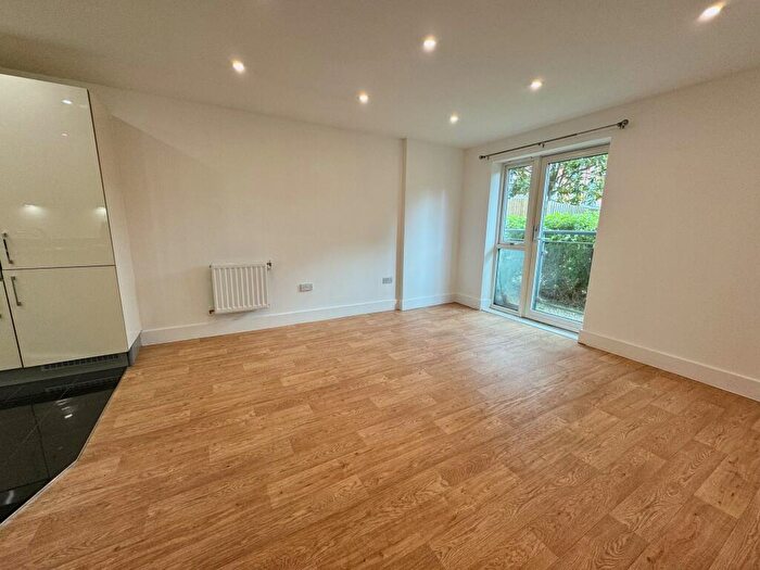 2 Bedroom Apartment To Rent In Ardent House, Centenary Quay, Woolston, SO19