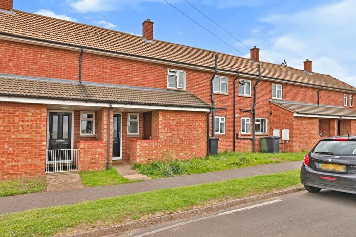 2 Bedroom End Of Terrace House To Rent In Elm Road, Upper Marham, PE33