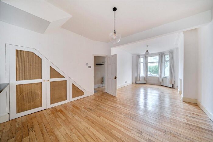 3 Bedroom House For Sale In Solway Road, London, N22