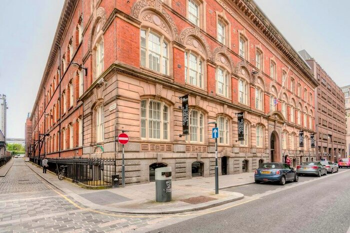 2 Bedroom Flat To Rent In Old Hall Street, Liverpool, L3