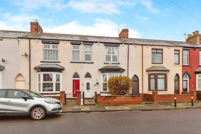 3 Bedroom End Terrace House For Sale In Thornhill Gardens, Hartlepool, TS26