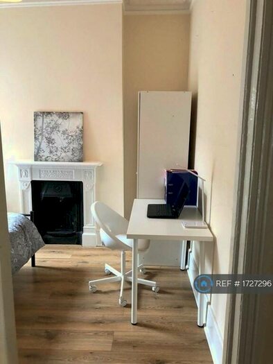 5 Bedroom Terraced House To Rent In Frith Road, London, E11
