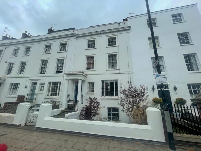 1 Bedroom Flat To Rent In Willes Road, Leamington Spa, CV32