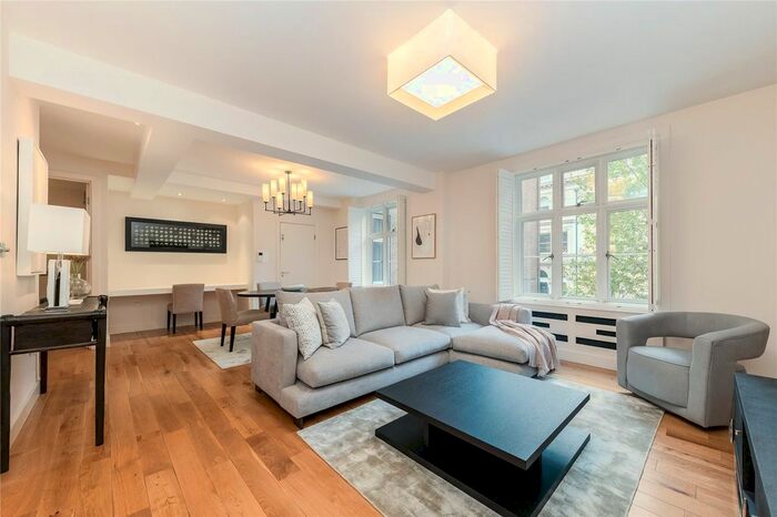 2 Bedroom Flat To Rent In Chesterfield House, South Audley Street, London, W1J