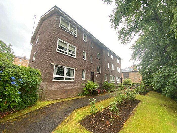 2 Bedroom Flat To Rent In Hughenden Road, Glasgow, Glasgow City, G12