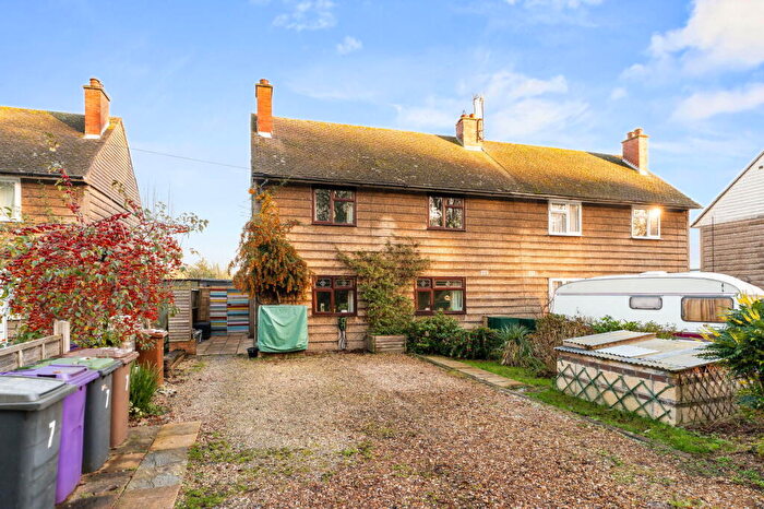 3 Bedroom Semi-Detached House For Sale In Church Avenue, Ashby De La Launde, Lincoln, LN4