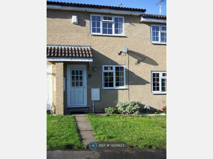 2 Bedroom Terraced House To Rent In Thrush Close, Burghfield Common, Reading, RG7