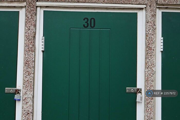 2 Bedroom Flat To Rent In Gothic Way, Arlesey, SG15