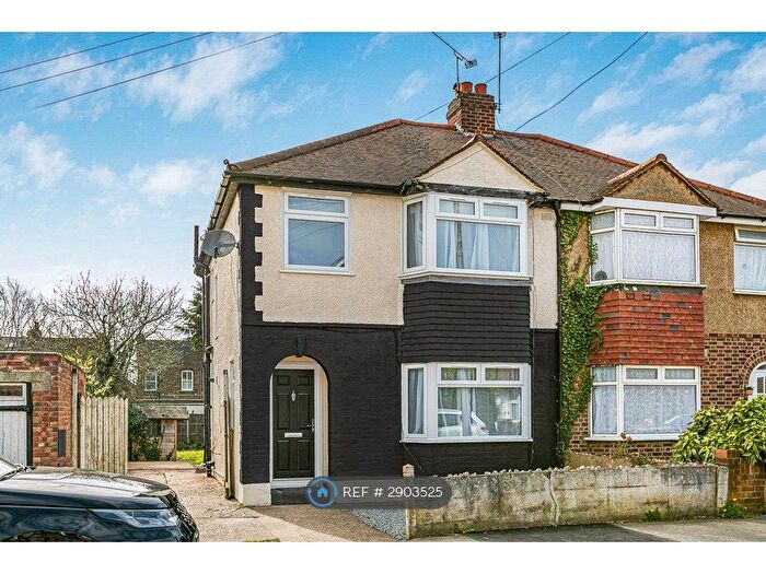4 Bedroom Semi-Detached House To Rent In Staines Road, Feltham, TW14