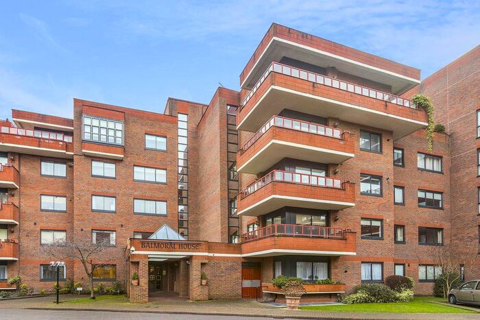 1 Bedroom Flat To Rent In Balmoral House, Windsor Way, London, W14