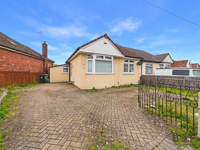 2 Bedroom Semi-Detached Bungalow To Rent In Park Road, Staple Hill, Bristol, BS16