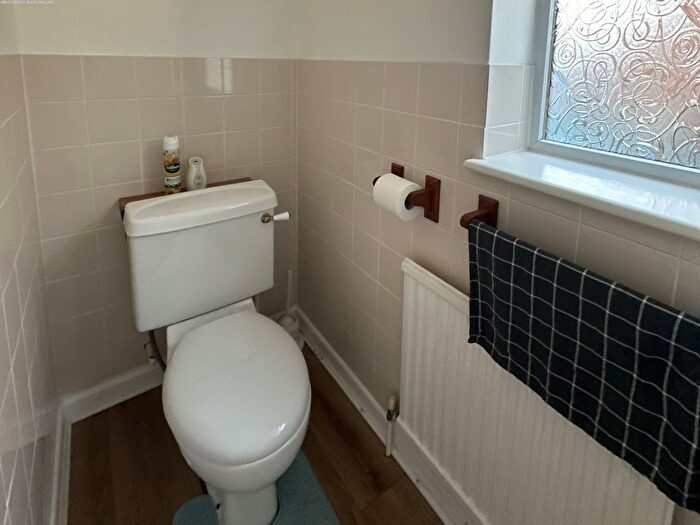 6 Bedroom Detached House To Rent In Wembley Way, Fair Oak, Eastleigh, SO50