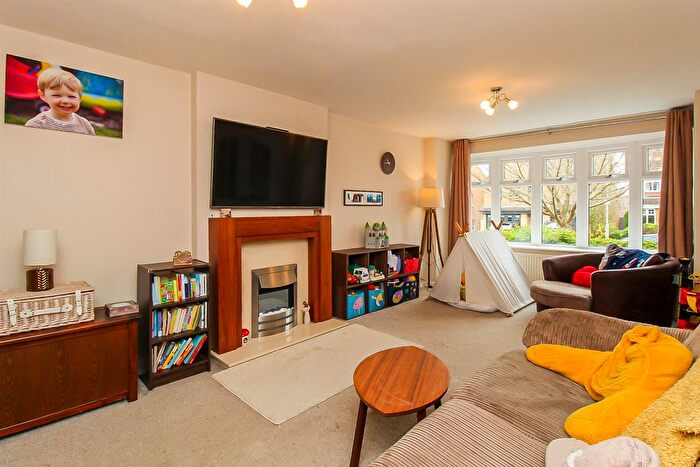 4 Bedroom Detached House For Sale In Heather Croft, Sharlston Common, Wakefield, WF4