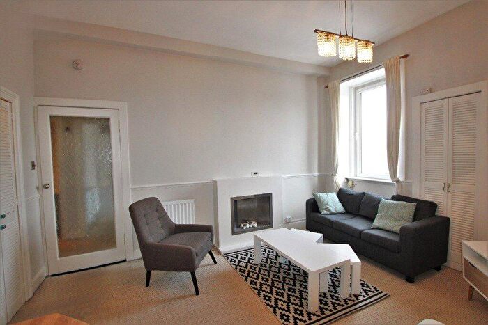 1 Bedroom Apartment To Rent In Bonar Place, Trinity, Edinburgh, EH6