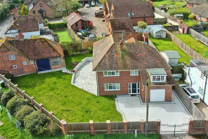 4 Bedroom Detached House For Sale In Water Street, Hampstead Norreys, Thatcham, Berkshire, RG18