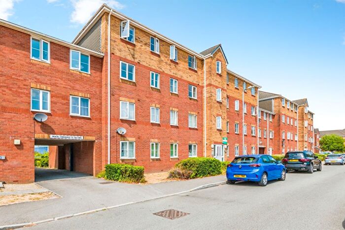 2 Bedroom Flat For Sale In Beaufort Square, Windsor Village, Cardiff, CF24