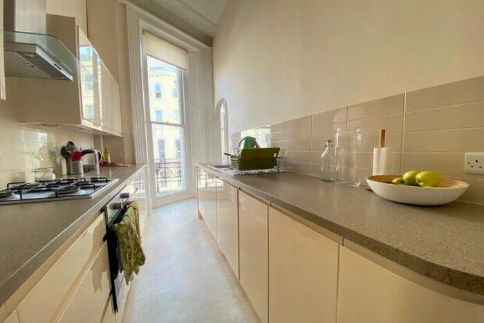 1 Bedroom Flat To Rent In Chesham Place, Brighton, BN2