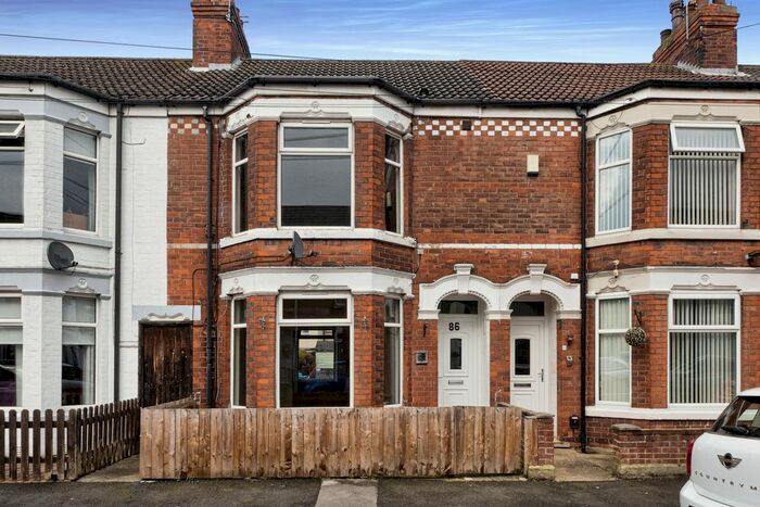 3 Bedroom Terraced House To Rent In Lee Street, Hull, HU8