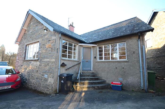 2 Bedroom Semi-Detached Bungalow For Sale In Water Lane, Rhayader, LD6