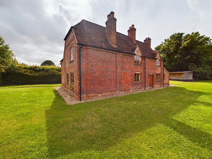 4 Bedroom Detached House To Rent In Crowell, Chinnor, Oxfordshire, OX39