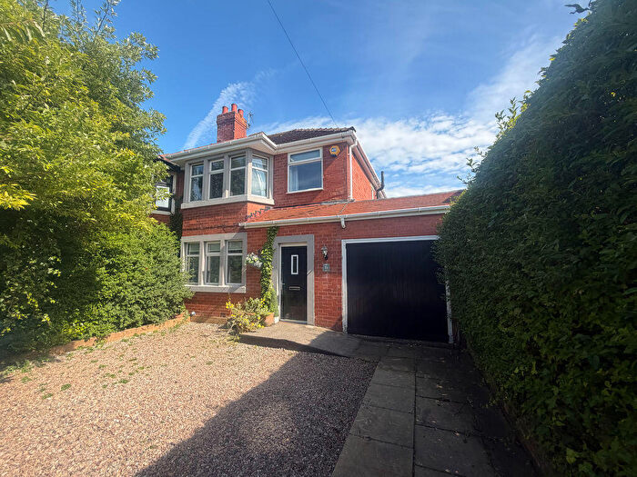 3 Bedroom Semi-Detached House For Sale In Beautifully Presented Semi Detached Home - Blackpool Old Road, Poulton, FY6