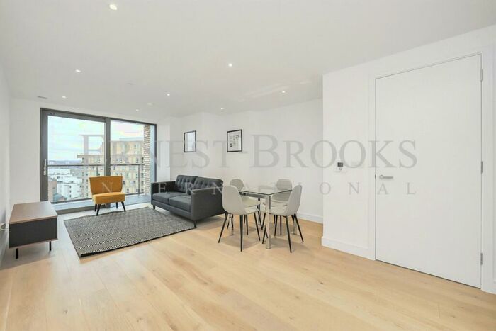 1 Bedroom Apartment To Rent In Heritage Tower, East Ferry Road, Isle Of Dogs, E14