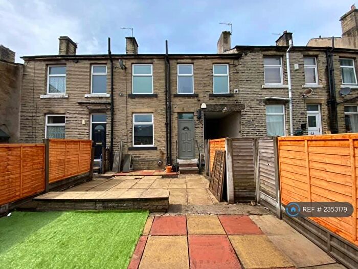 3 Bedroom Terraced House To Rent In Marion Street, Brighouse, HD6