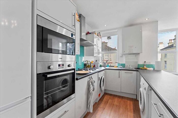 3 Bedroom Apartment To Rent In Ford Park Road, Plymouth, PL4