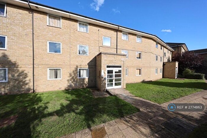 2 Bedroom Flat To Rent In Kingfisher Heights, Grays, RM17